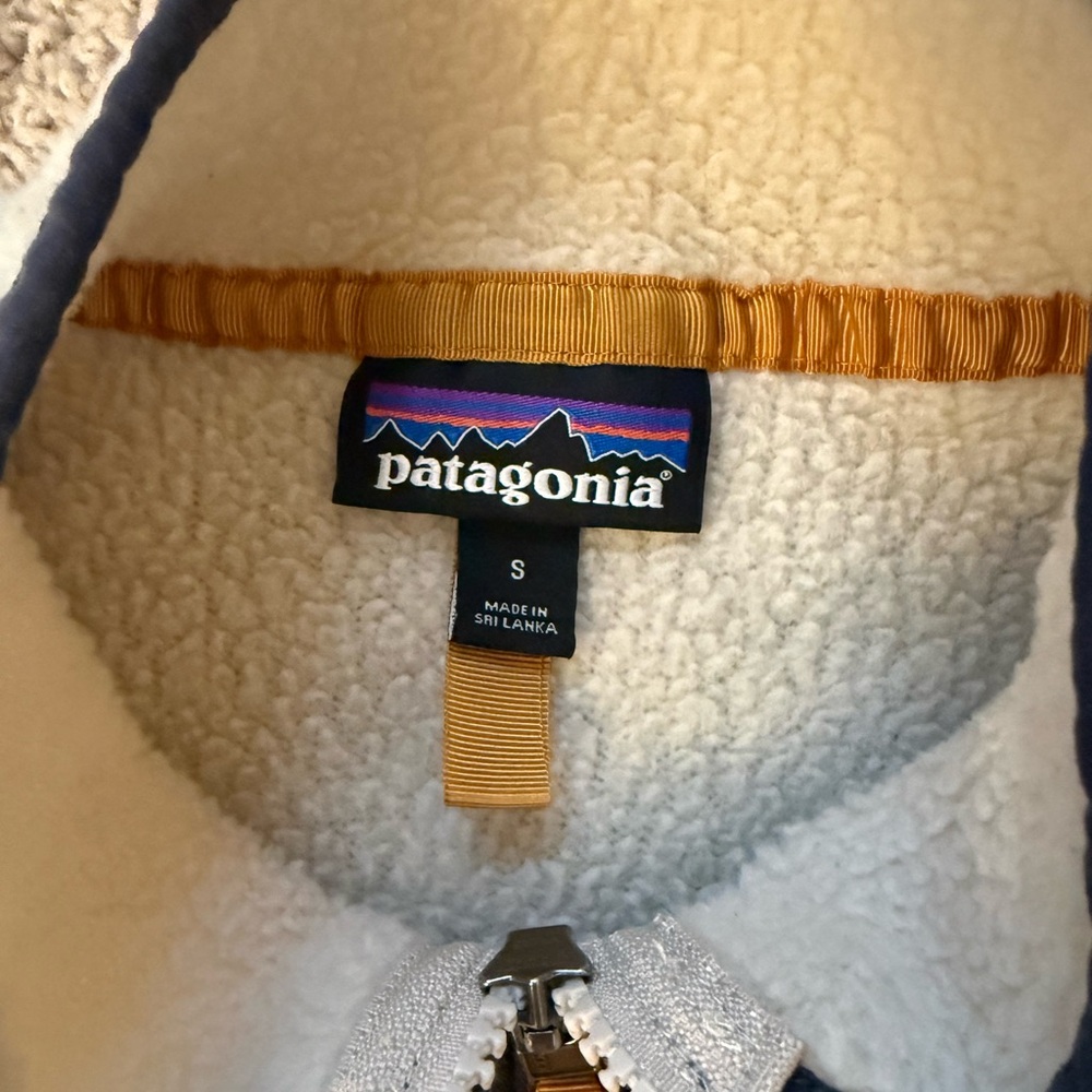 Patagonia Off-White Fleece Women's Retro Pile Fleece Marsupial Pullover/Jacket - Picture 5 of 5